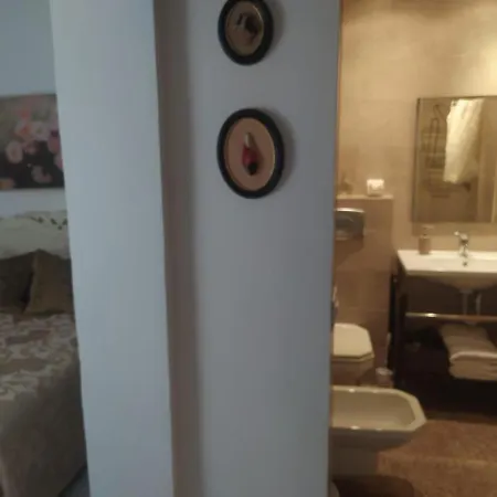 Apartamento Independiente Con Terraza Situado En La Segunda Planta De Una Casa Adosada Admite Mascotas