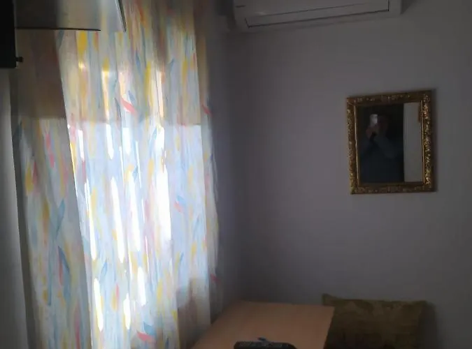 Apartmán Atico Muy Luminoso En El Casco Antiguo *