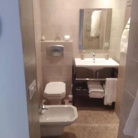 ático Muy Luminoso En El Casco Antiguo Apartamento